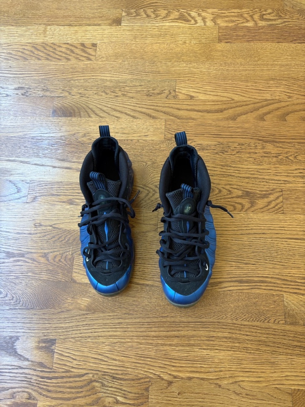 Nike Men's Blue and Black Foamposite High-Top Sneakers